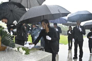 제10대 거제시의회 의원 충혼탑 참배
