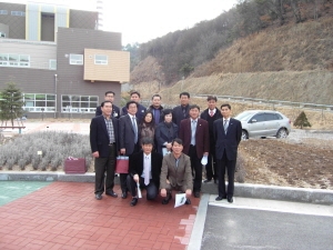 총사위선진지견학 