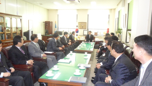부산시의회 창조도시교통위원회 거제시의회 방문  
