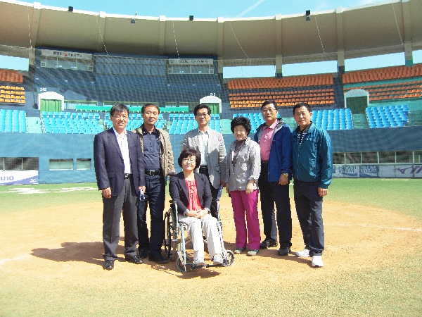 군산시 야구장 견학