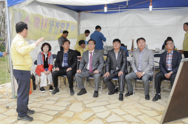 사곡 옹벽 토사 유출 사고 현장 방문