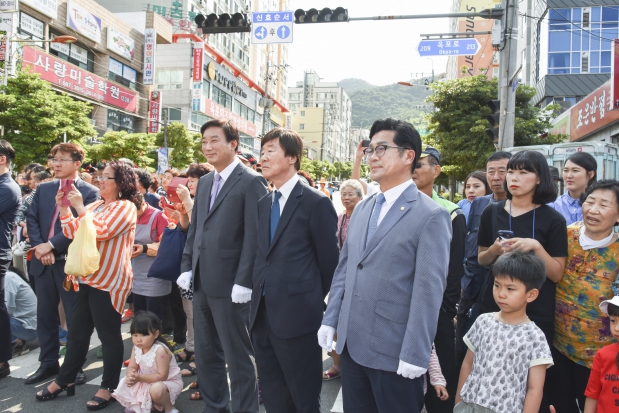 제55회 옥포대첩기념제전 승전행차 행렬 및 타고