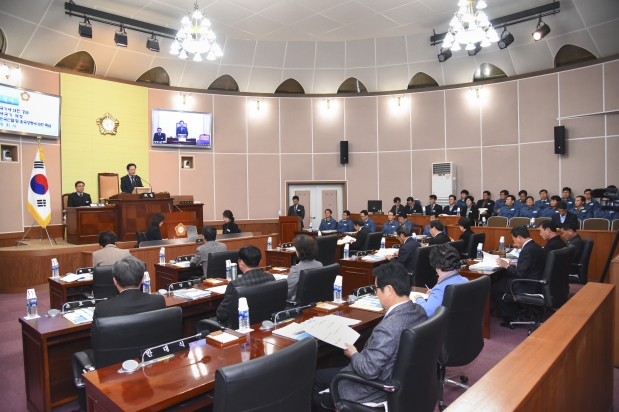 제196회 거제시의회 제2차 정례회 제1차 본회의