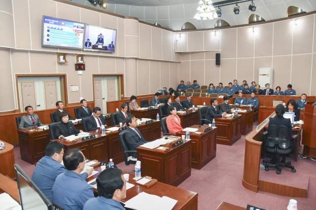 제197회 거제시의회 임시회 제2차 본회의