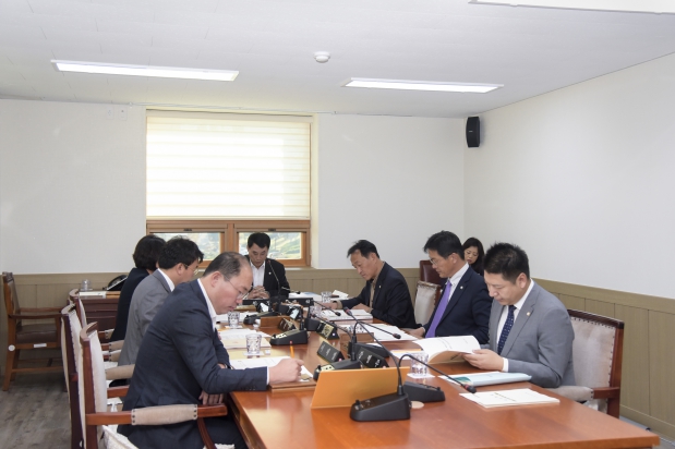 제203회 거제시의회 임시회 의회운영위원회 활동