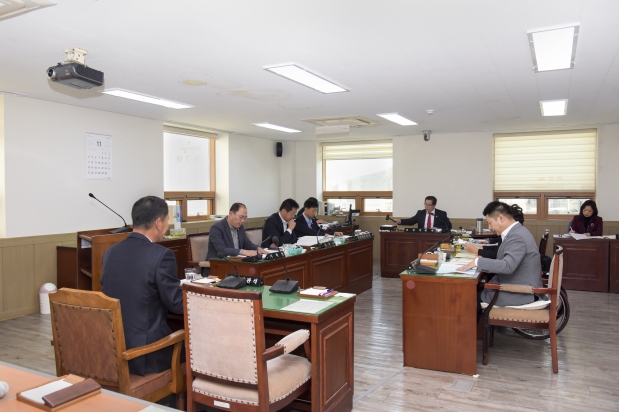 제203회 거제시의회 임시회 총무사회위원회 전경