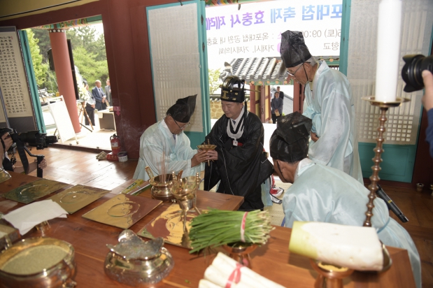 제57회 옥포대첩축제 제례봉행