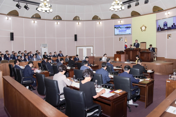 제208회 거제시의회 정례회 제2차 본회의