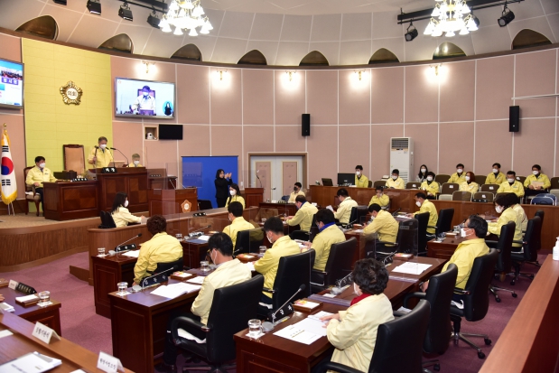 제230회 거제시의회 임시회 제2차 본회의