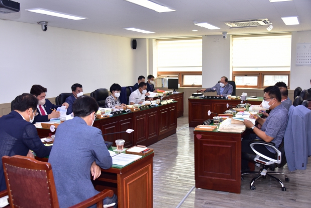 제233회 거제시의회 임시회 경제관광위원회