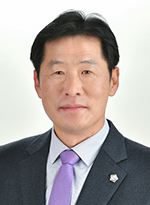 Kim Dongsu Chief Commissioner