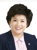 辛金子 議長