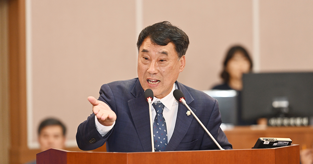 거제시의회 노재하 사진